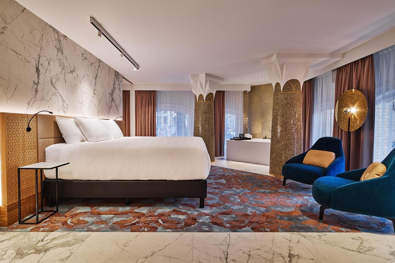 The American Suite