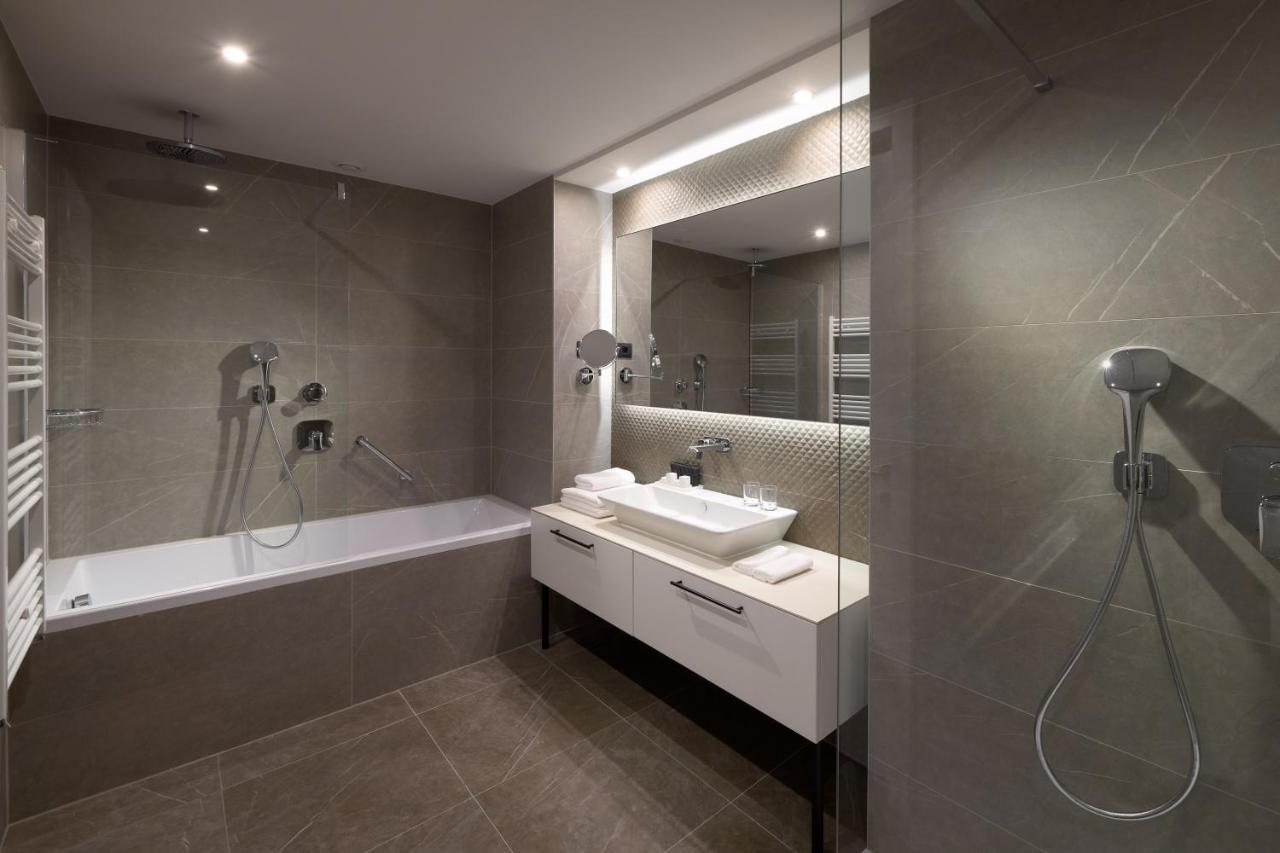 Suite Executive