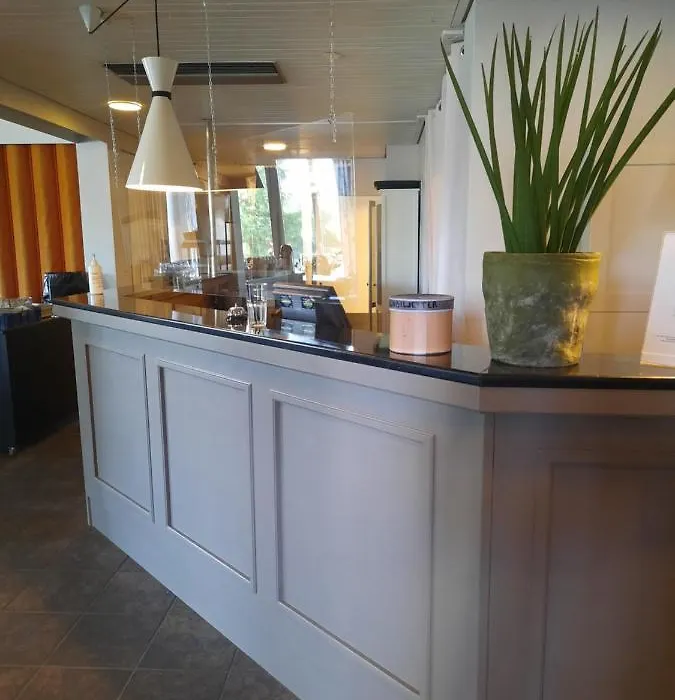 Juthbacka Hotell-1
