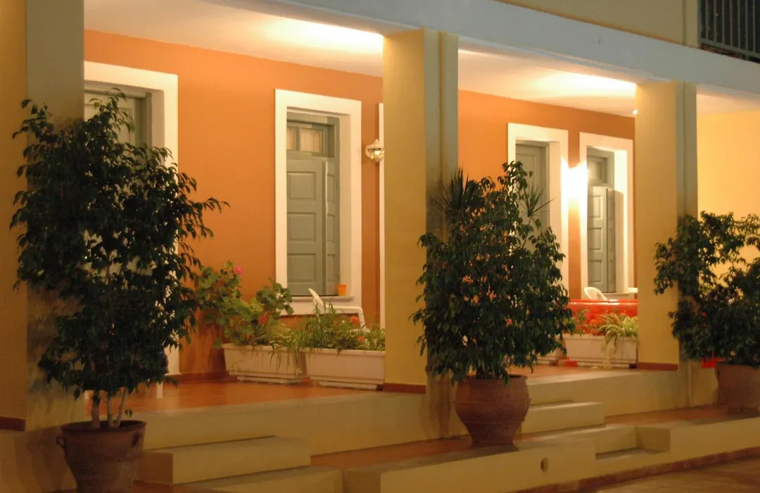 Vecchio Hotel-1