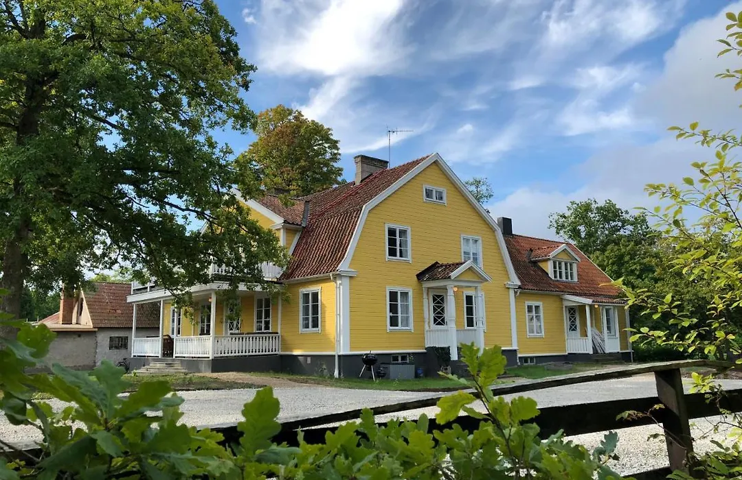 Strandvillan Ljugarn-1