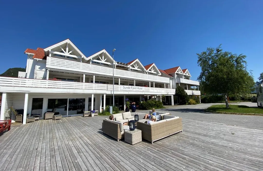 Sunde Fjord Hotel, free&easy parking-1