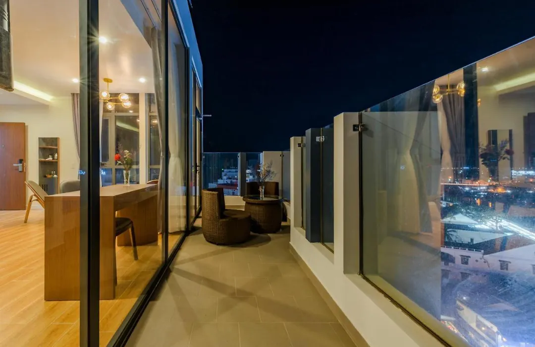 The Empire Hotel-1