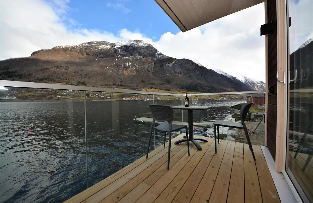 Nesset Fjordcamping-1
