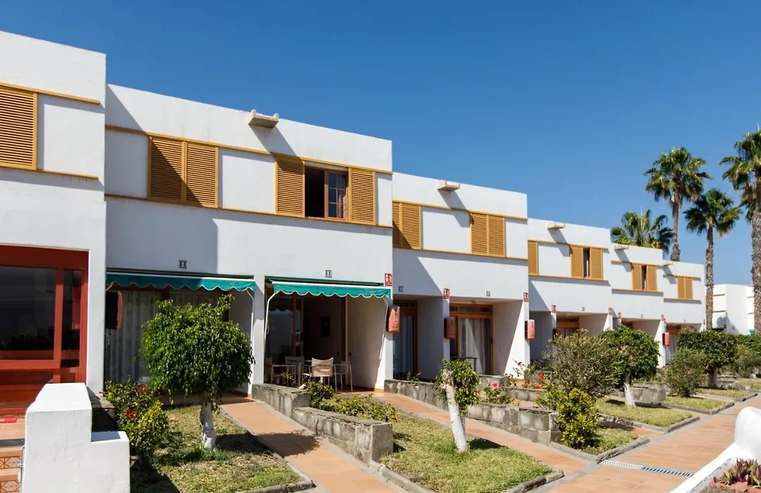 Las Brisas-1