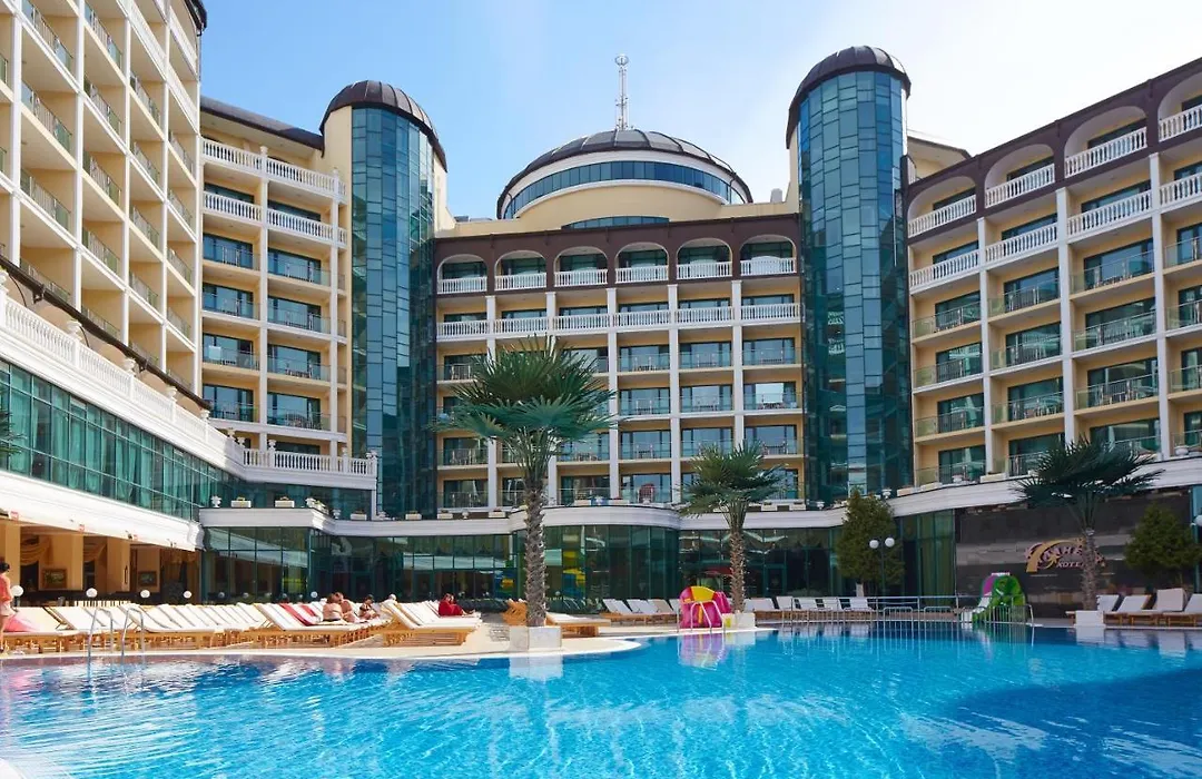 Planeta Hotel & Aquapark Free Beach Access-1