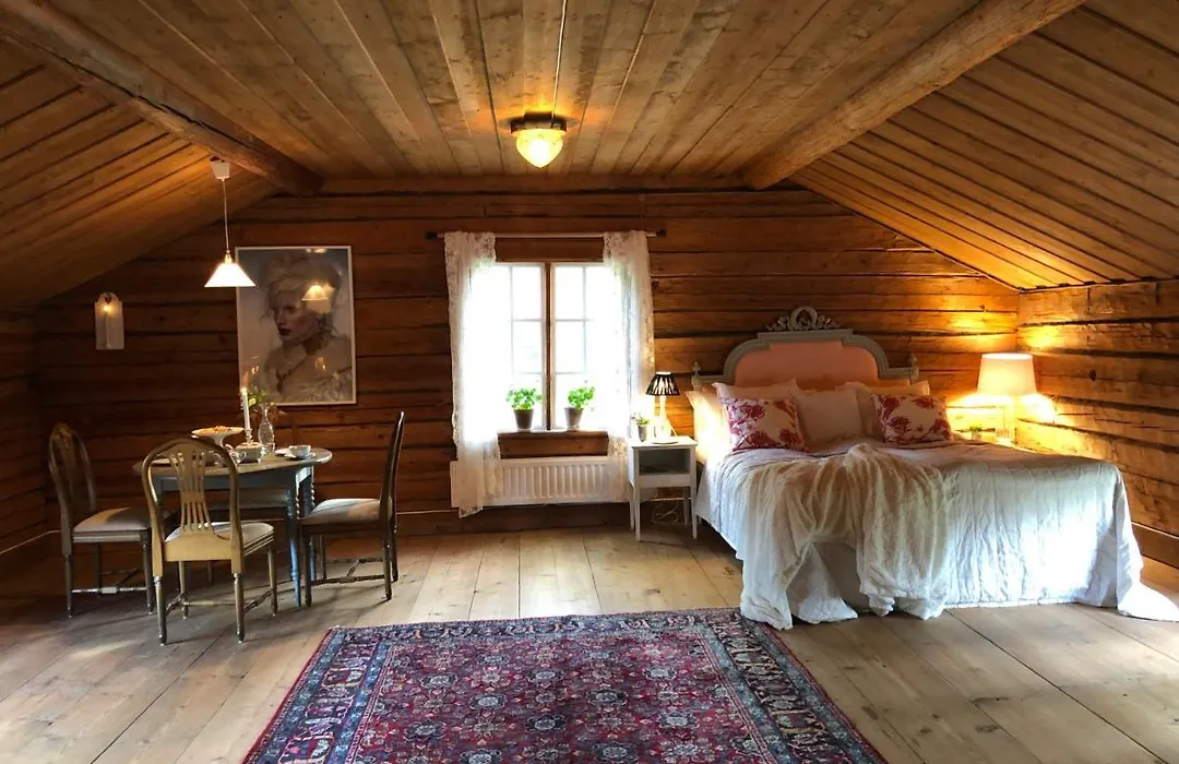 Träslottets B&B-1