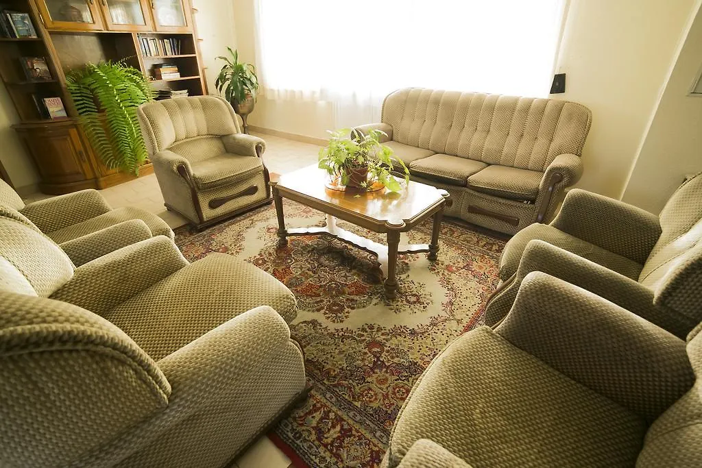 Hotel Sirius-1