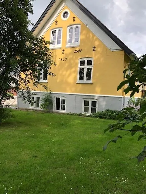 Allesø Gl. sognefoged gård-1