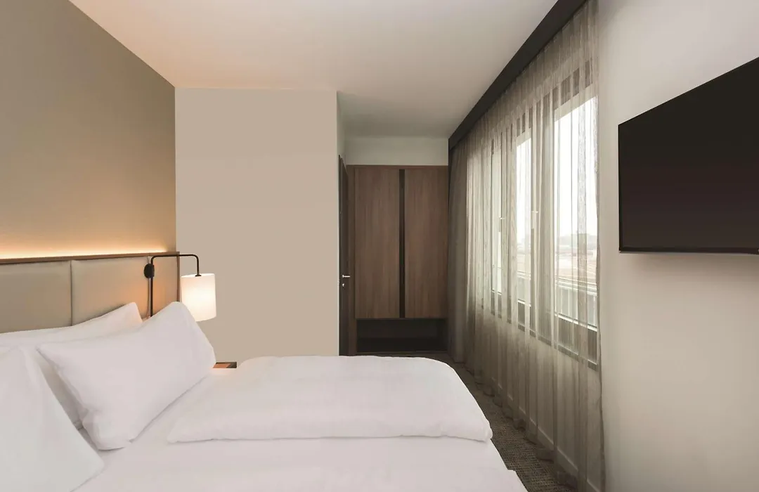 Adina Apartment Hotel Frankfurt Westend-1