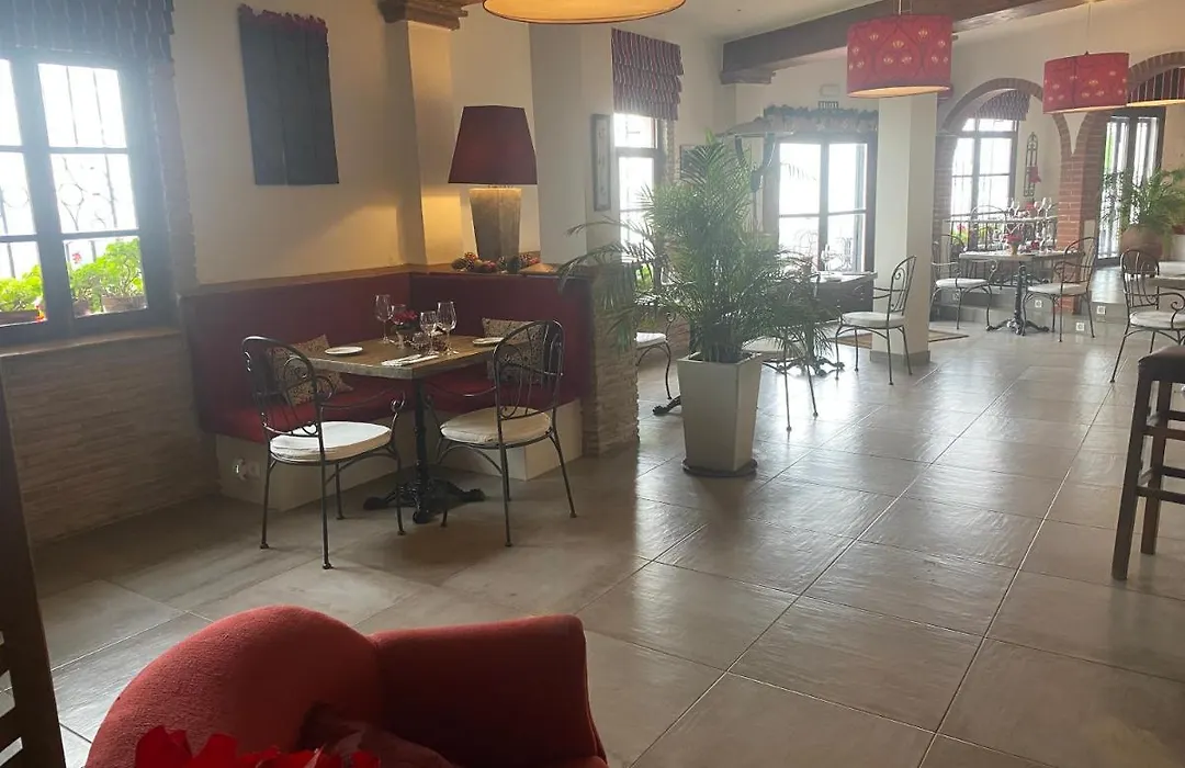 Hostal Avalon-1