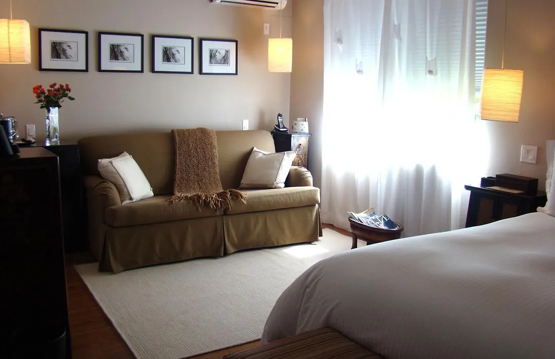 Cadet Hotel-1