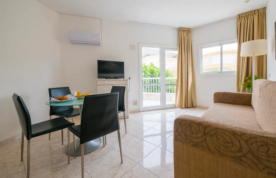 Checkin Bungalows Atlantida-1