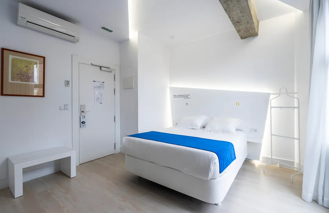 Atarazanas Malaga Boutique Hotel-1