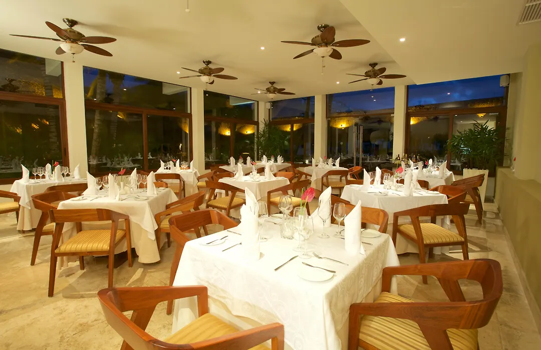 Akumal Bay Beach & Spa Resort-1