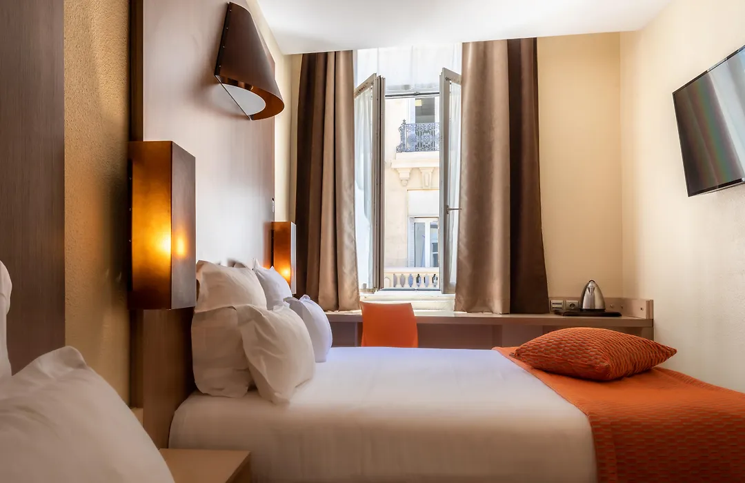 Hotel Carre Vieux Port-1