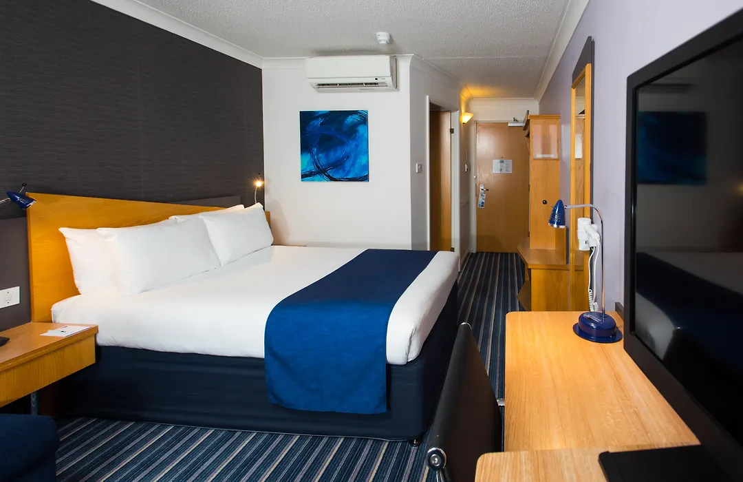 Holiday Inn Express London - Wandsworth By Ihg-1