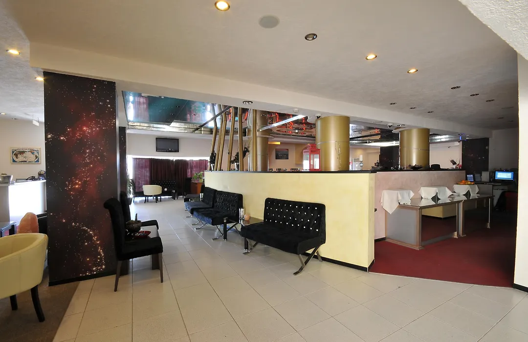 King'S Hotel-1