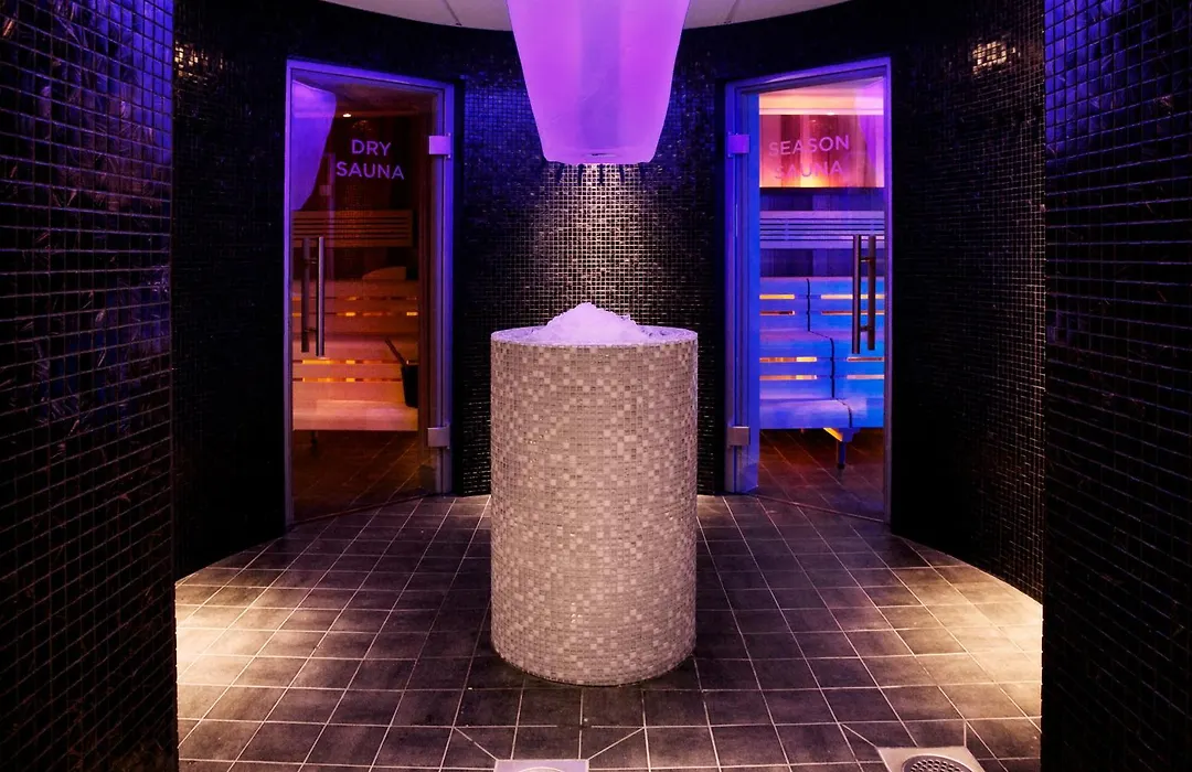 Clarion Hotel Sense-1