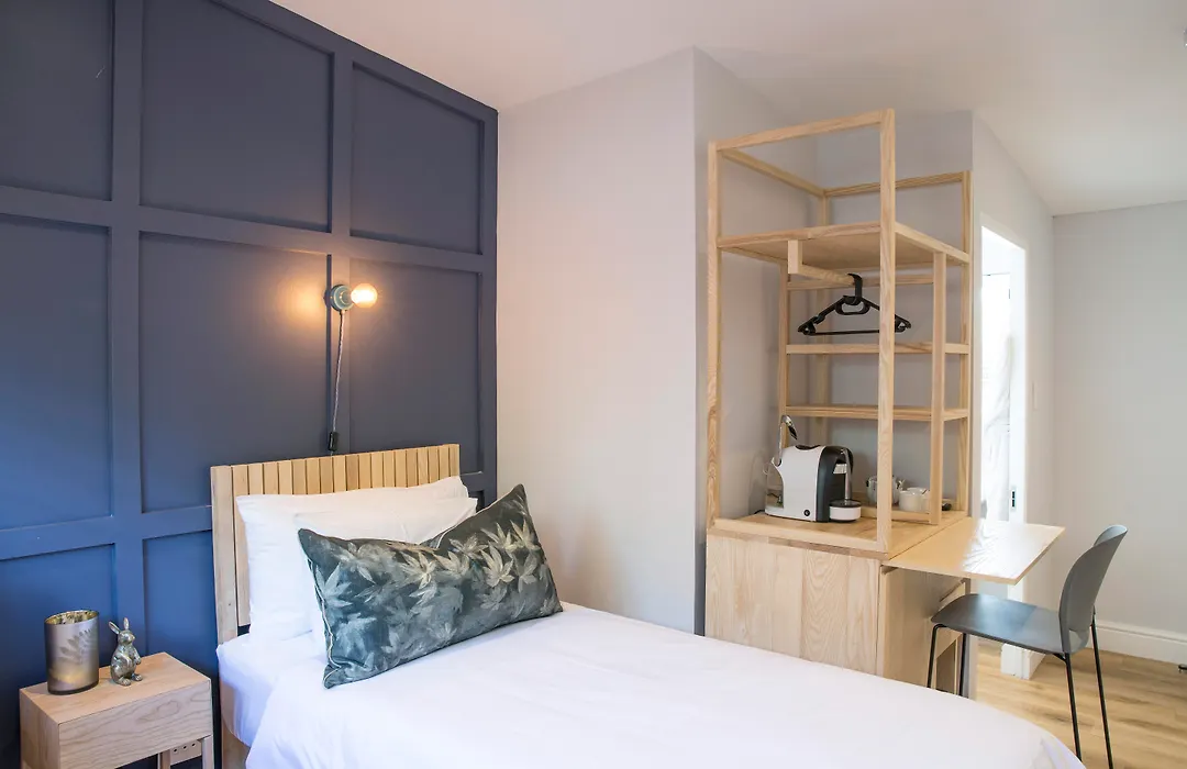 Antrim Villa By Totalstay-1
