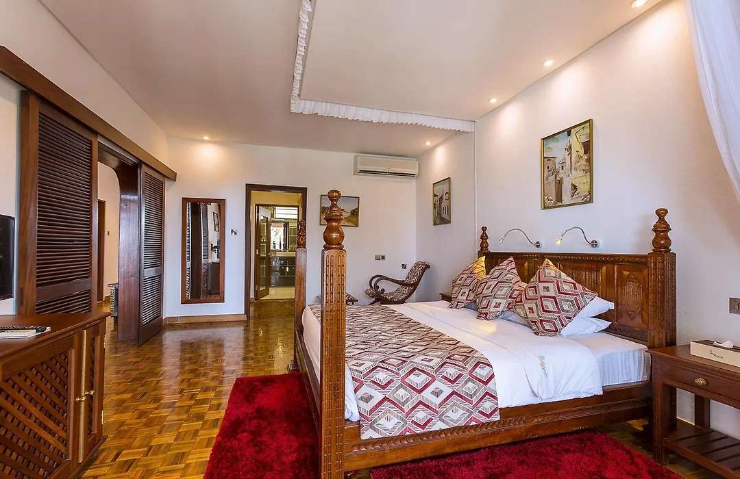 Travellers Beach Hotel & Spa-1