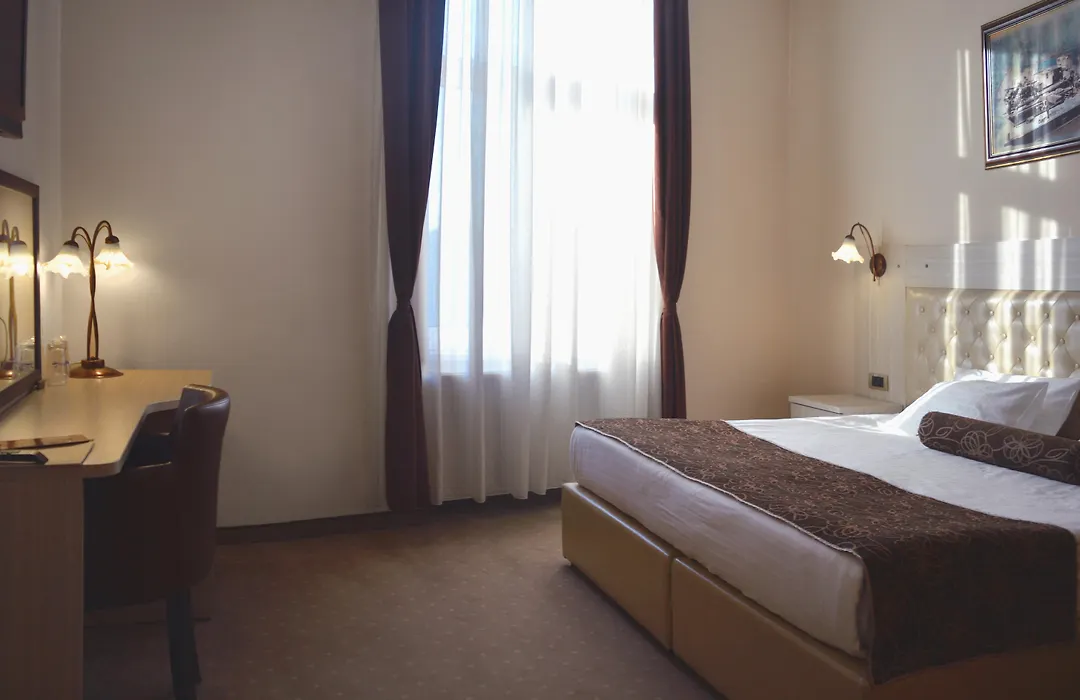 Belgrade City Hotel-1