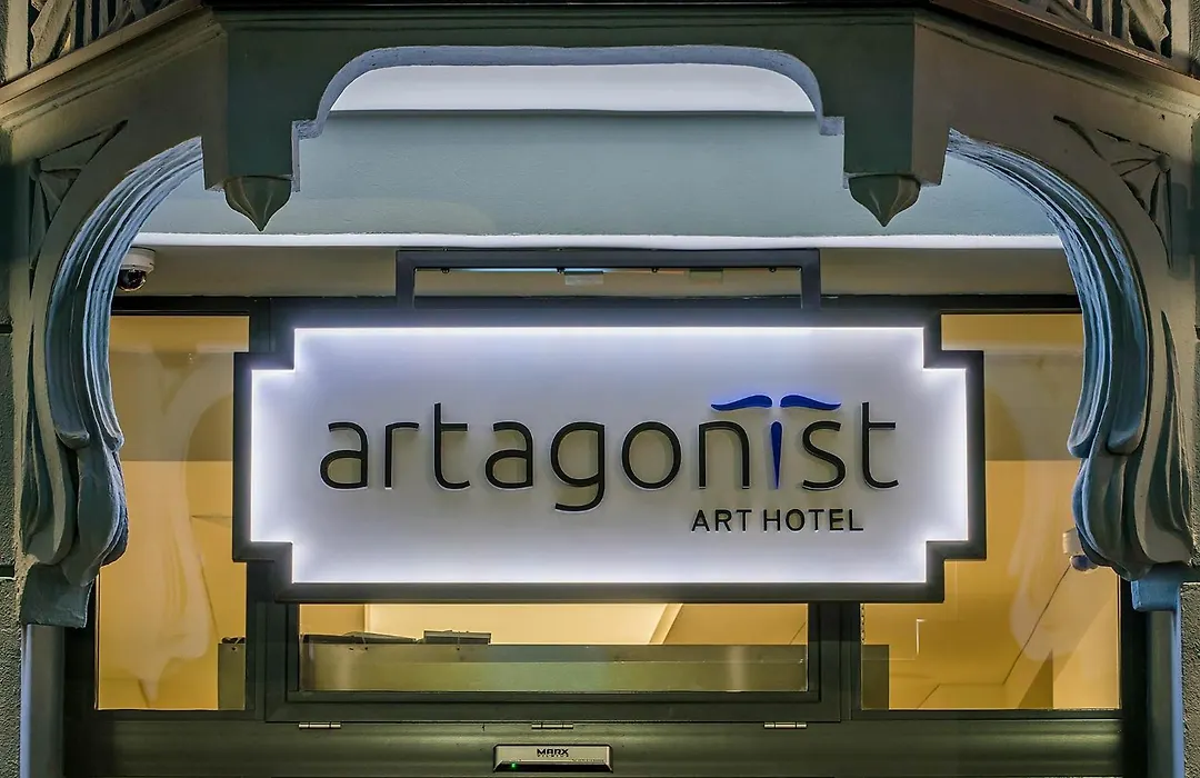 Artagonist Art Hotel-1