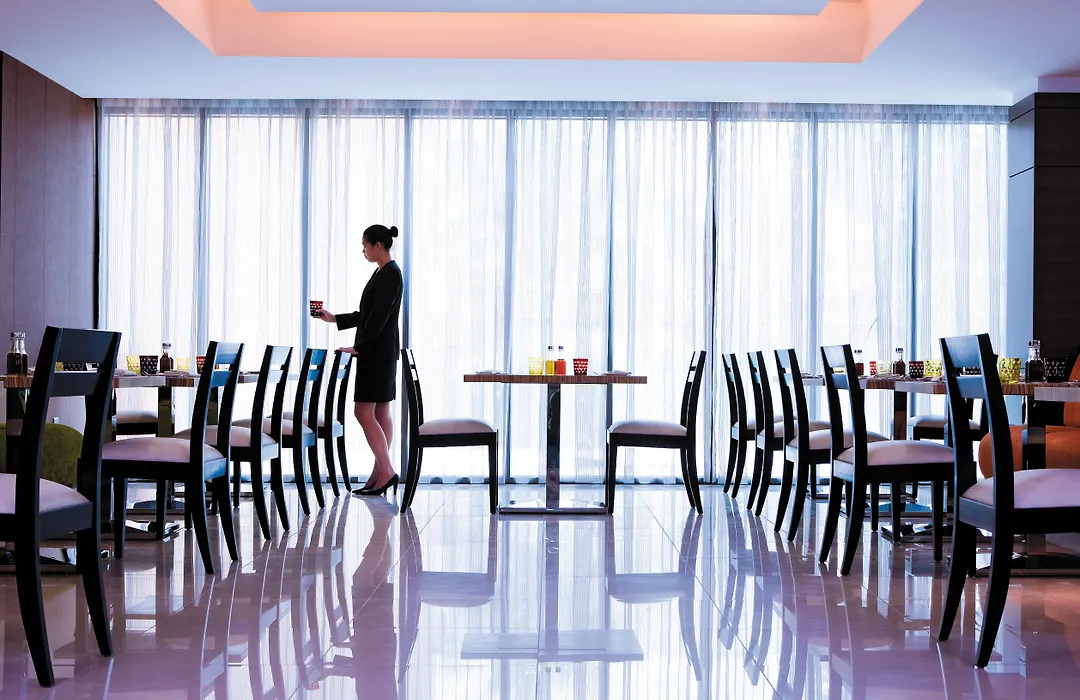 Traders Hotel, Abu Dhabi-1