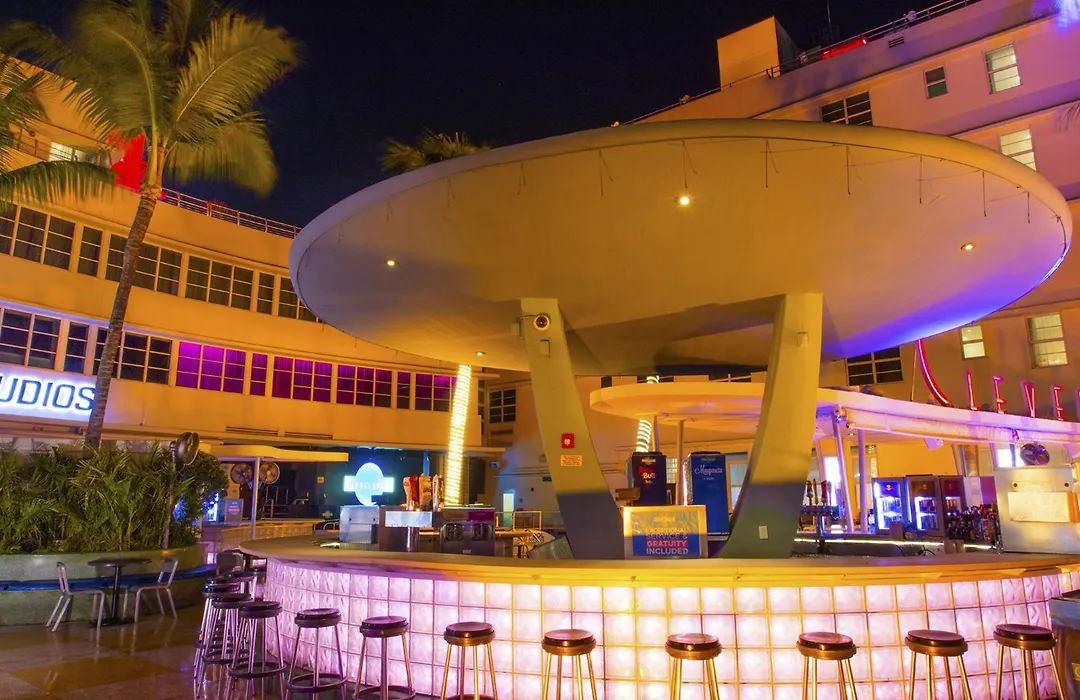 Clevelander Hotel (Adults Only)-1