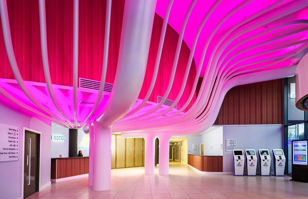 Atrium Hotel Heathrow-1