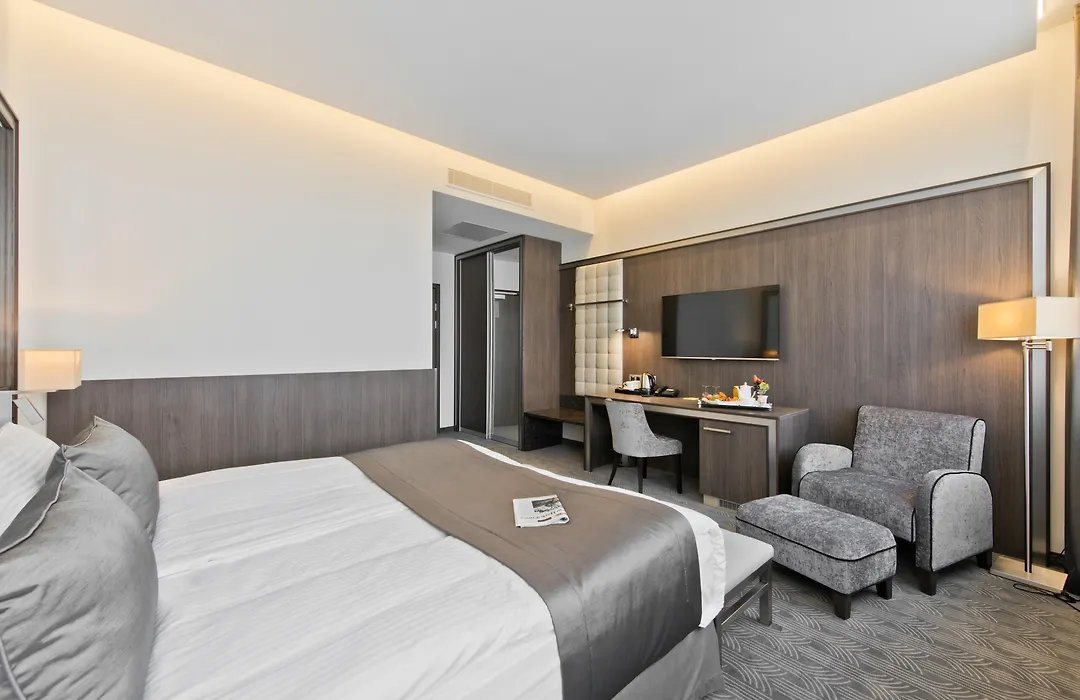 Congress Avenue Hotel-1