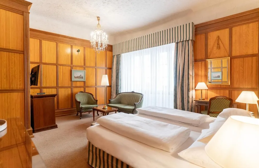 Hotel Koenig Von Ungarn-1