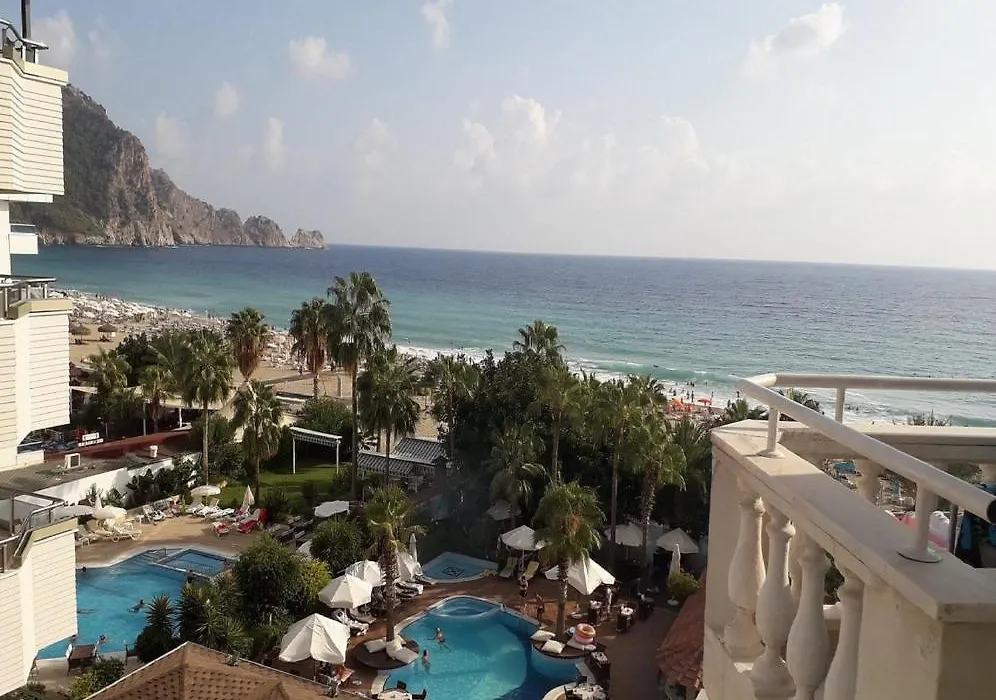Azak Hotel-1