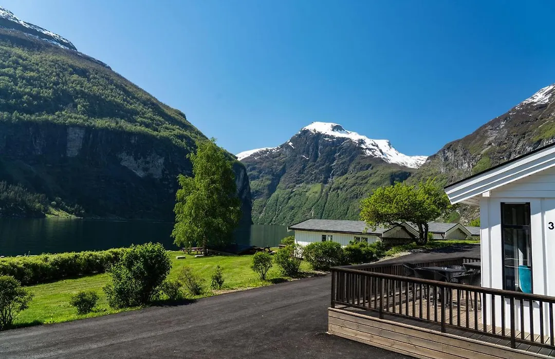 Geirangerfjorden Feriesenter-1