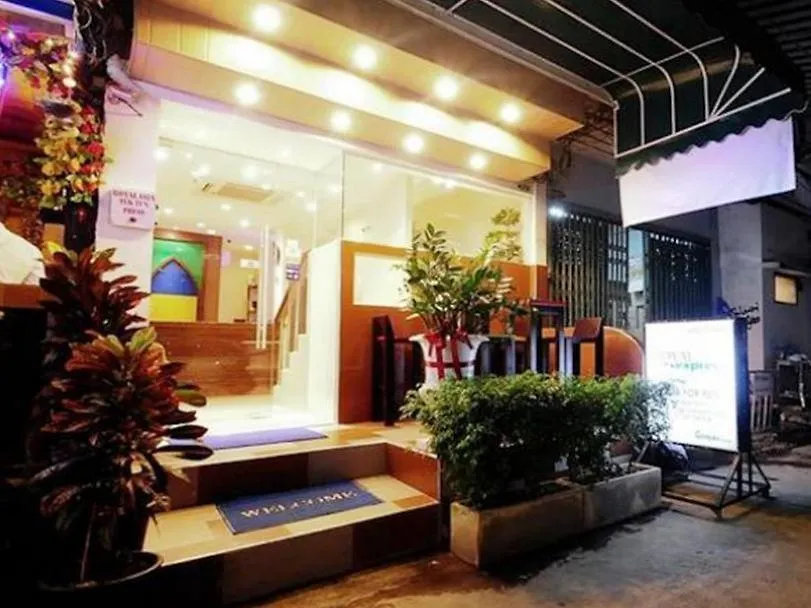 Royal Express Inn-1