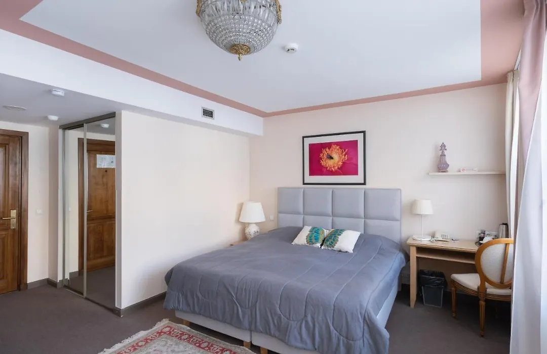 St. Peter'S Boutique Hotel-1