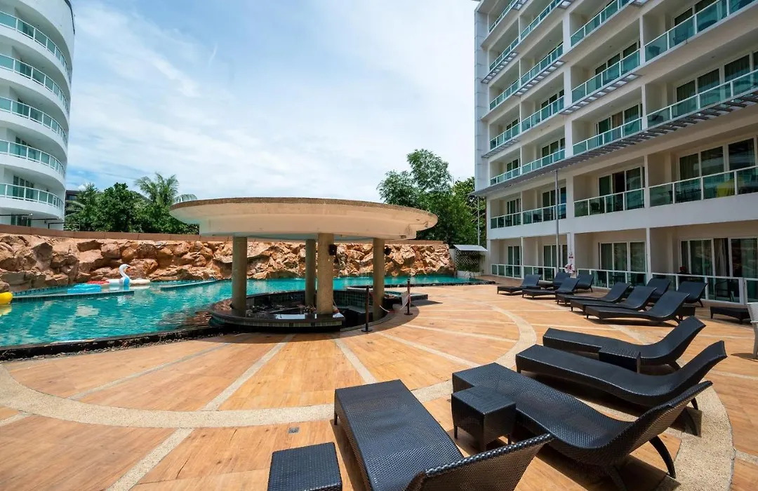 Centara Nova Hotel Pattaya-1
