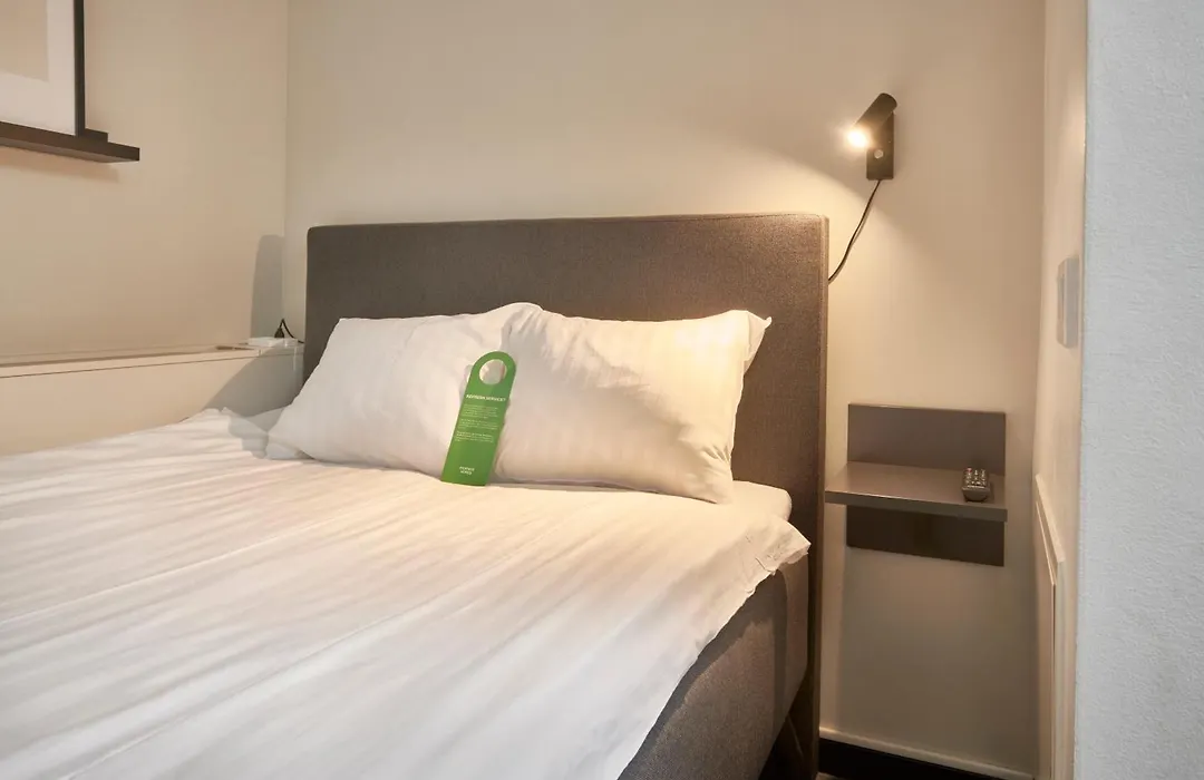 Moment Hotels-1