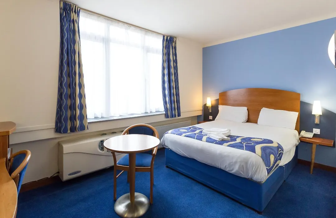 London - Wembley International Hotel-1