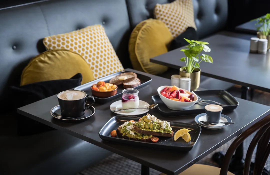 Ovolo Brisbane Fortitude Valley, A Wyndham Hotel-1
