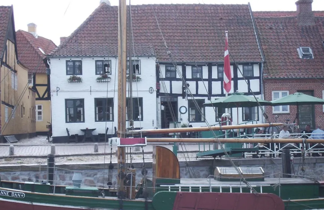 Restaurant Sælhunden-1