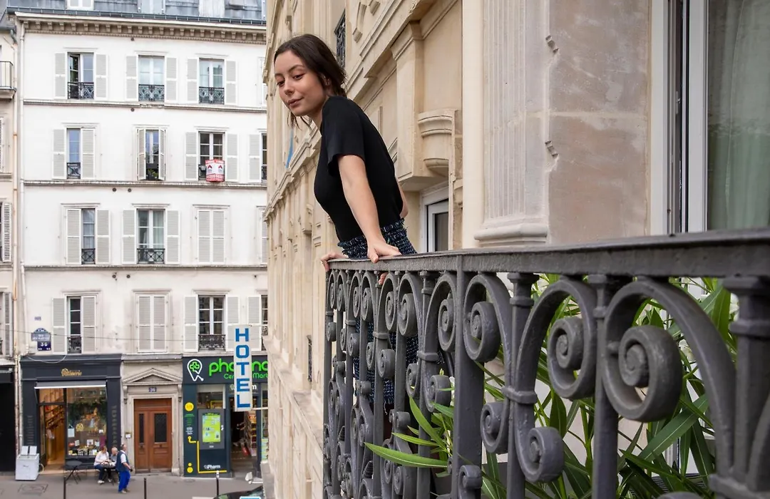 Les Matins De Paris & Spa-1