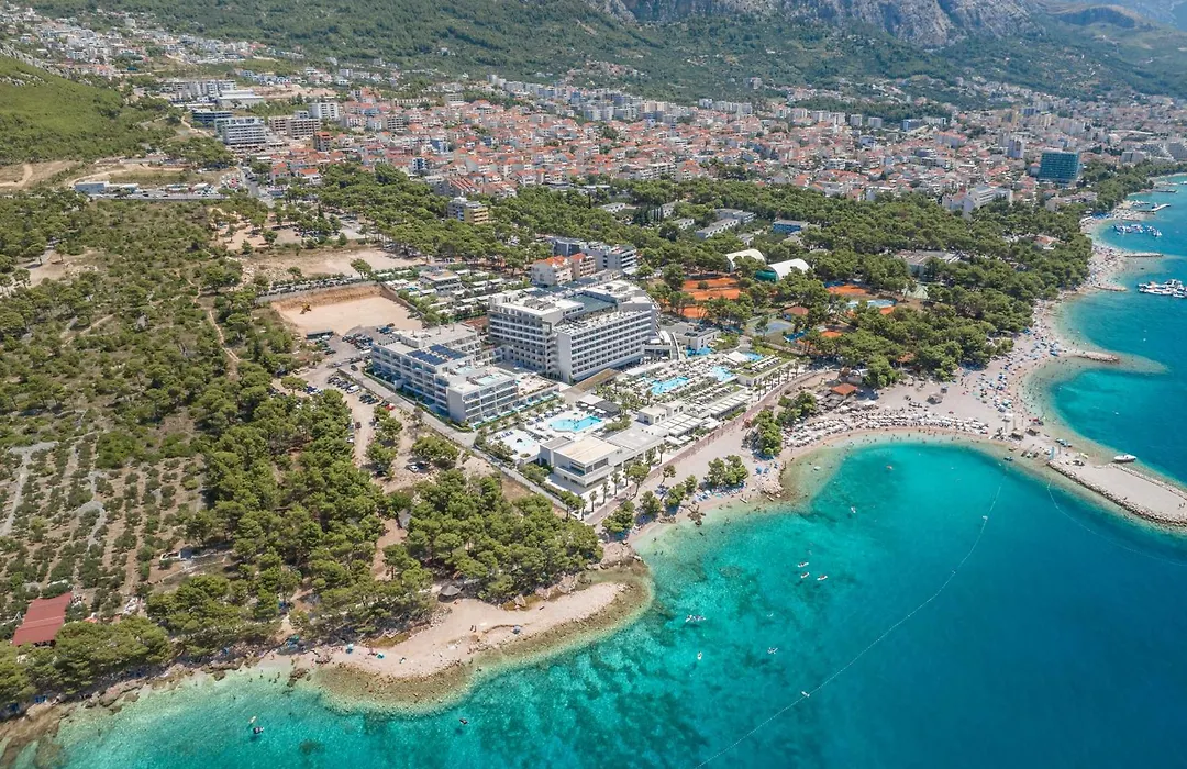 Romana Beach Resort-1