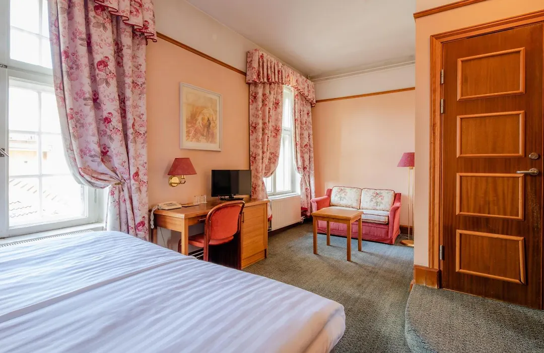 Hotel Victoria-1