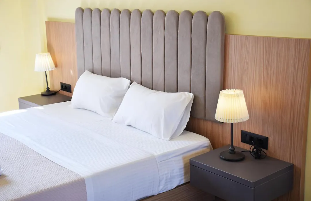 Eden Beach Hotel-1