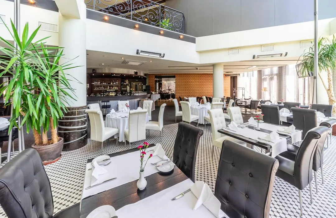 Rixwell Elefant Hotel-1