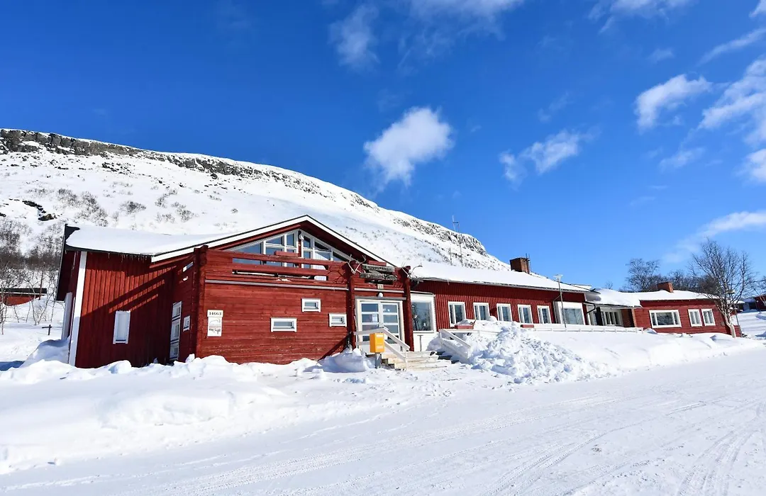 Kilpisjaerven Retkeilykeskus Cottages-1