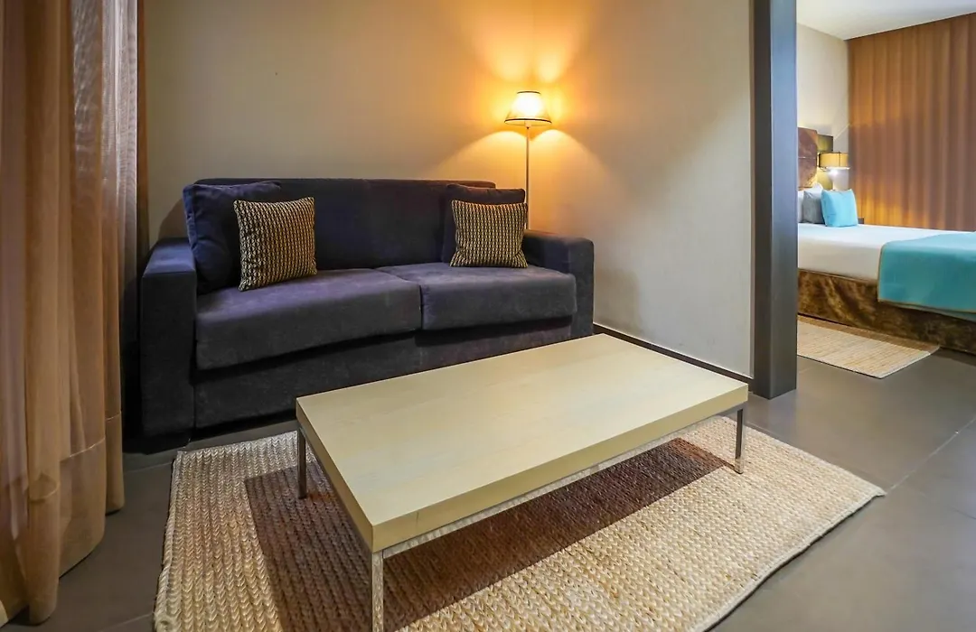 Hotel Constanza-1