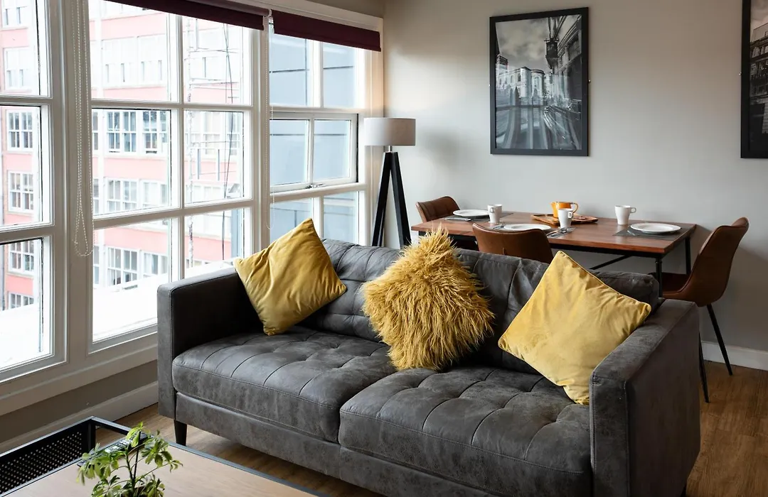 High Street Town House-1