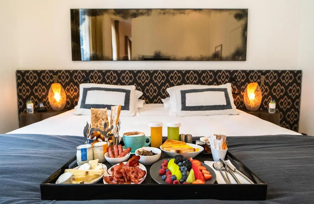 Hotel Marignan Champs-Elysees-1